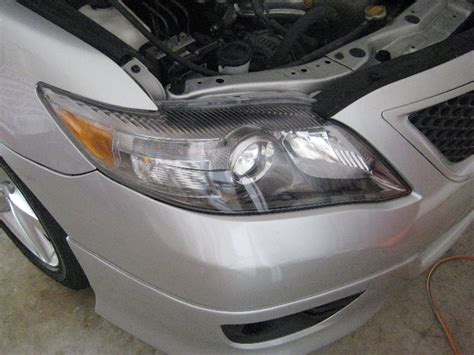 Toyota-Camry-Headlight-Bulbs-Replacement-Guide-001