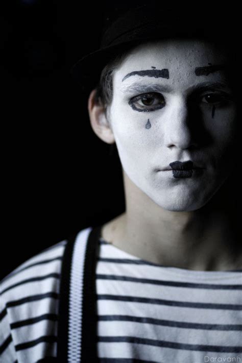 Mime Face Paint: Unleash Your Inner Performer!