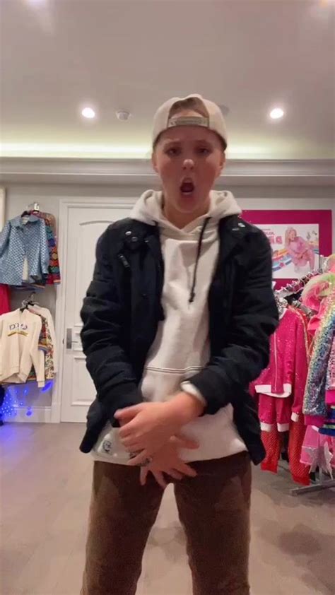 JoJo Siwa (@itsjojosiwa) Official TikTok | Watch JoJo Siwa's Newest ...