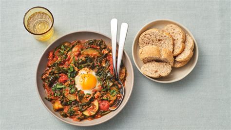 Shakshuka Met Courgette En Spinazie Recept Allerhande Albert Heijn