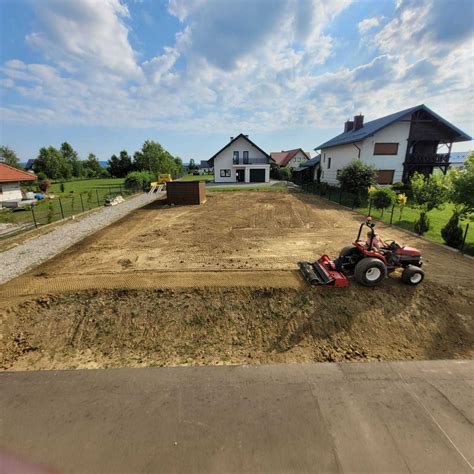 Przygotowanie Terenu Pod Trawnik Us Ugi Glebogryzark Separacyjn