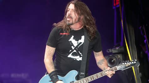 Foo Fighters lança música nova e anuncia álbum inédito Rádio 92 5 FM