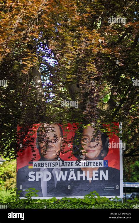 Ein Wahlplakat Der Spd Zur Europawahl Mit Bundeskanzler Olaf Scholz Und