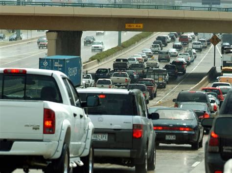 Dallas-Fort Worth drives onto list of Texas places for worst traffic ...