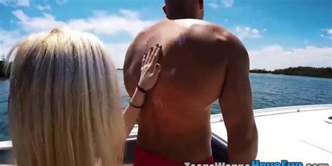 Teens Party Nude On Yacht Tnaflix