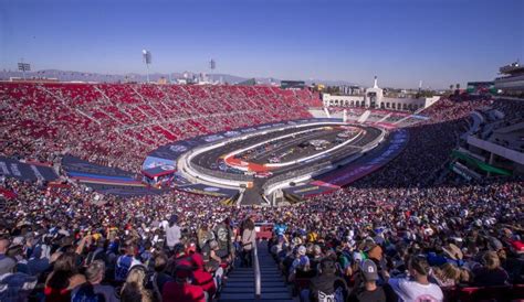 Los Angeles Coliseum Turns 100 And Endures As Cultural Icon Los