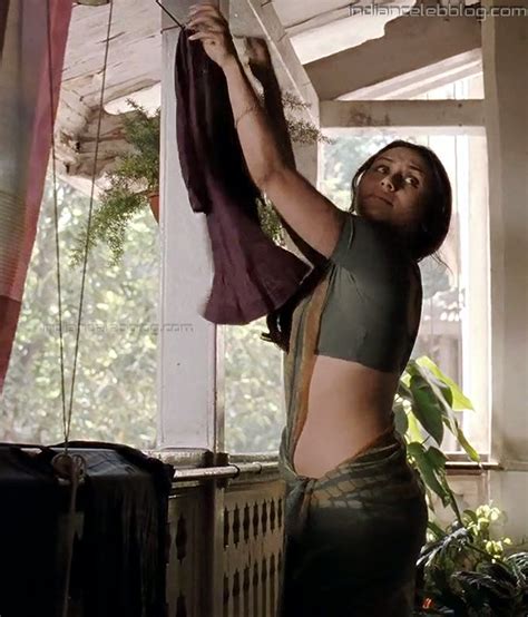 Rani Mukerji Talaash Hindi Movie 24 Hot Saree Midriff Hd Photos Starcelebblog