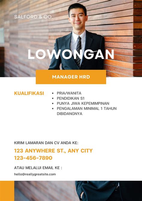 Halaman 2 Gratis Desain Contoh Lowongan Kerja Canva