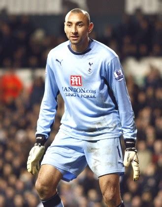 Tottenhams Brazilian Goalkeeper Heurelho Gomes Tottenham Editorial