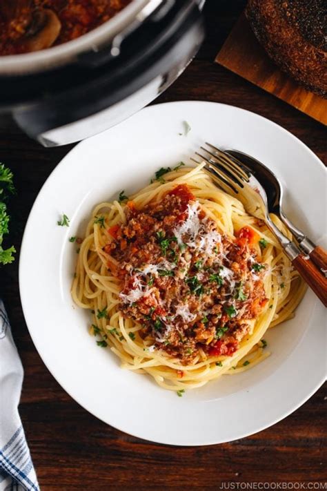 Pressure Cooker Spaghetti Bolognese • Just One Cookbook