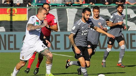 Covid Altri Due Giocatori Positivi Nel Vicenza A Rischio La Partita