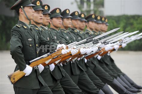 人民解放軍、儀仗隊の訓練風景 中国 写真23枚 国際ニュース：afpbb News