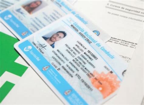 Cómo obtener un duplicado de licencia de conducir en Argentina