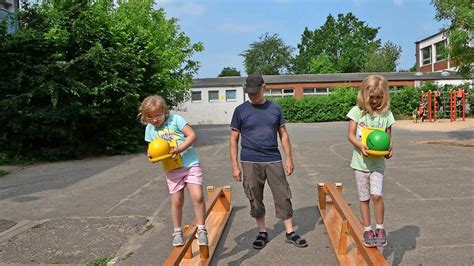 Sport Und Spielfest An Der Grundschule Am Castrum