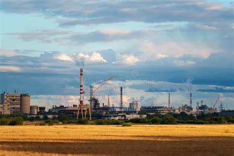 Maior Empresa De Transforma O De Xisto Betuminoso Foto De Stock