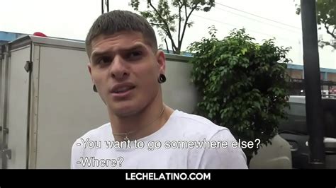 Atleta Amateur Hispano Consigue Enorme Polla Delante De La Piel Mastica Y Chupa En Xnxx