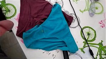 Corrida En Bragas De Mi Mujer Xvideos