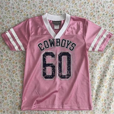 Pink Dallas Cowboys jersey 🎀 Size M Distressed... - Depop