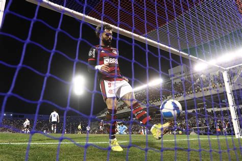 Flamengo Independiente y Atlético GO afrontan el segundo asalto con