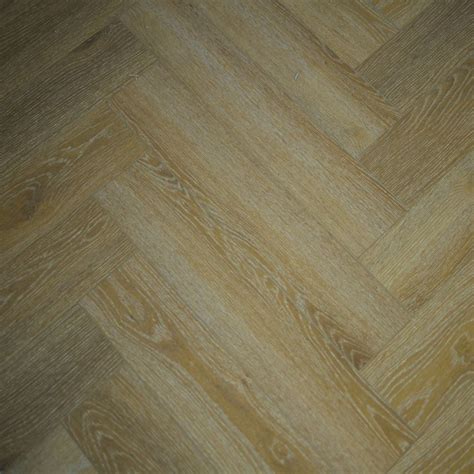 Bml Herringbone Honey Oak Spc Luxury Vinyl Flooring Homes And Floors