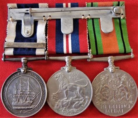 WW2 BRITISH ROYAL NAVY LONG SERVICE MEDAL BAR GROUP PETTY OFFICER