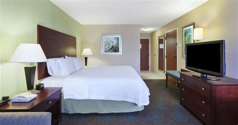 Our Rooms & Suites | Larkspur Landing South Bend