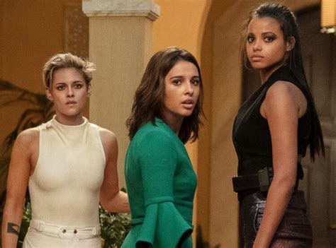 Hot Sexy Ella Angel Bikini Pics