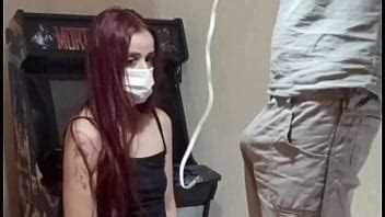 Casada Recebe Eletrecista Em Sua Casa XVIDEOS