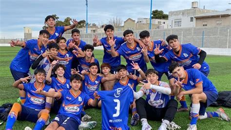 Juveniles de la CAI y Huracán en el Provincial y el Regional