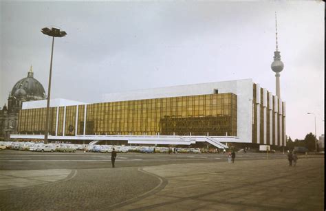 Ostberlin 1988 Palast der Republik Ostberlin 1988 Jerzy Zieliński