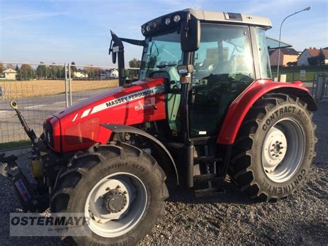 Massey Ferguson 5425 Tractor - technikboerse.com