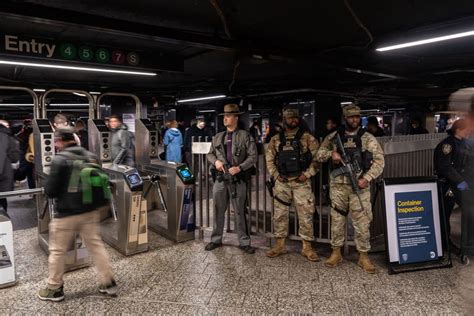 National Guard Drafted In To Help Tackle Crime On New York Subways The Standard