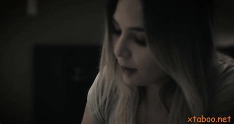 Angelic Busty Blonde Blair Williams Demonstrates Oral Skills