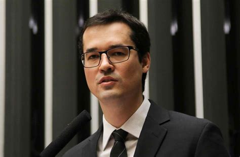 Deltan Dallagnol é exonerado do Ministério Público Federal