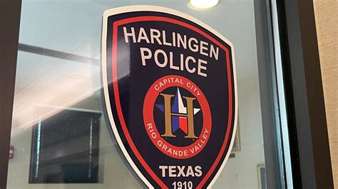 Harlingen Police Rescue Woman From Submerged Car Kveo Tv