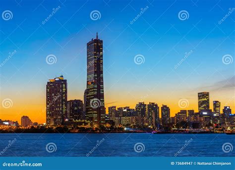 Coreia Seoul Na Noite Skyline Da Cidade De Coreia Do Sul Imagem De