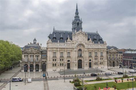 L Hôtel de Ville Roubaix VPAH