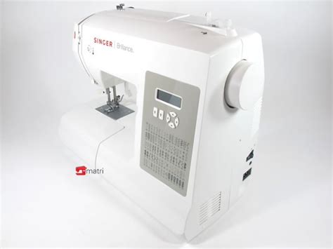 Strong electronic Singer 6180 Brilliance sewingmachine - Matri ...