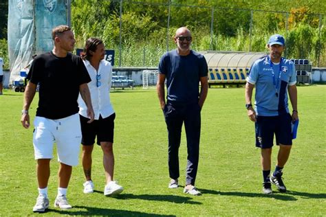 Totti E Pancaro Assistono All Allenamento Del Frosinone Rivistafrosinone