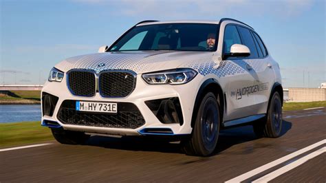 Bmw Launches Ix5 Hydrogen Powered By Toyota Fuel Cells In Global Pilot