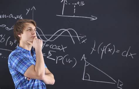 Physics and Maths Tutors - Teacher at the University