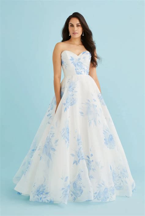 Trend Alert: Top 5 Wedding Gown Styles for Summer Weddings