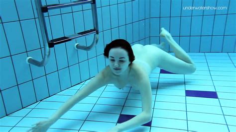 Lada Poleshuk Underwater Show Big Tits Short Hair At DrTuber
