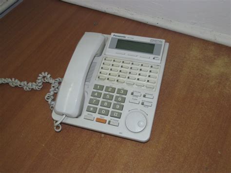 Системный телефон Panasonic KX-T7433 /Цифровой