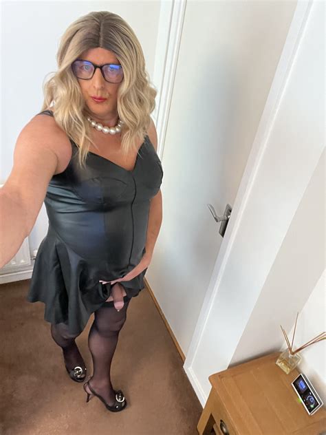 Amateur Crossdresser Kellycd Sexy Milf Black Pvc Dress Pics Xhamster