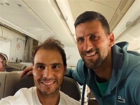 La foto viral de Rafa Nadal y Novak Djokovic en el avión cómo se