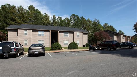 Gateway Village Apartments Apartments In Hillsborough Nc