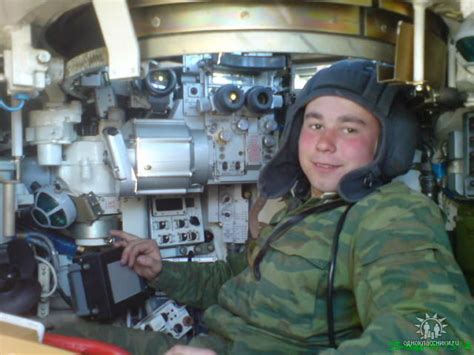 Armorama :: Looking fot interior pics of T 90