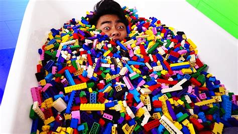 LEGO BATH CHALLENGE! - YouTube