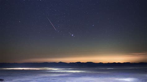 Vea C Mo La Lluvia De Meteoritos Perseidas De Ilumina El Cielo En